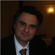 Docenten di Matematica impartisce lezioni scuole superiori